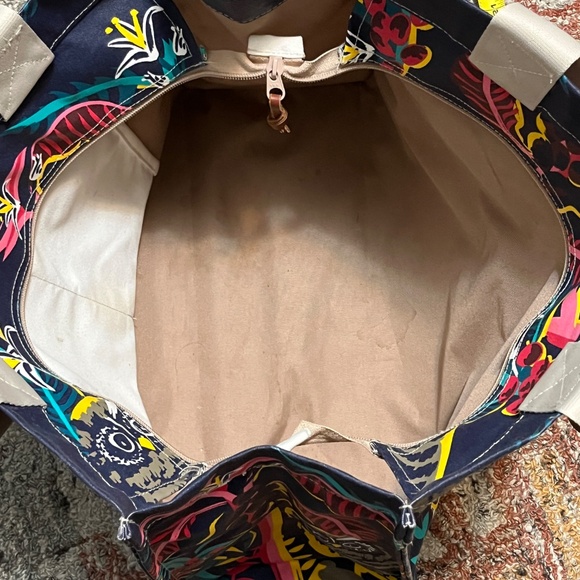 Chalo Seattle Coffee Culture Night Owls Coated Canvas Zipper Tote - 17 x 13 x 5" - Picture 13 of 15